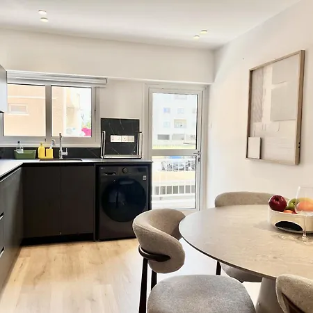 Metropolitan Luxe