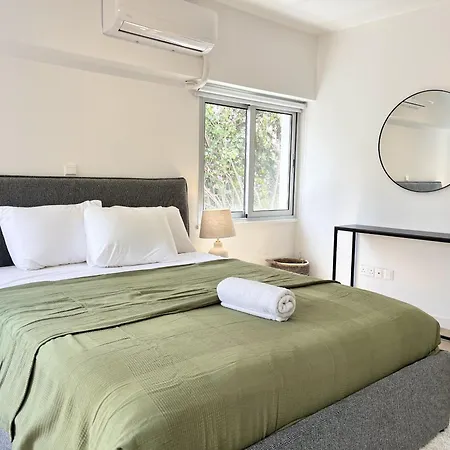 Metropolitan Luxe Strovolos
