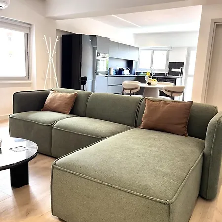 Metropolitan Luxe * Strovolos